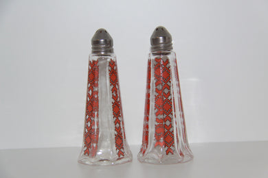 Formal Glass Salt & Pepper Shaker