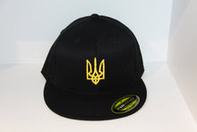 Load image into Gallery viewer, Ukrainian Tryzub Embroidered Flat Bill Cap
