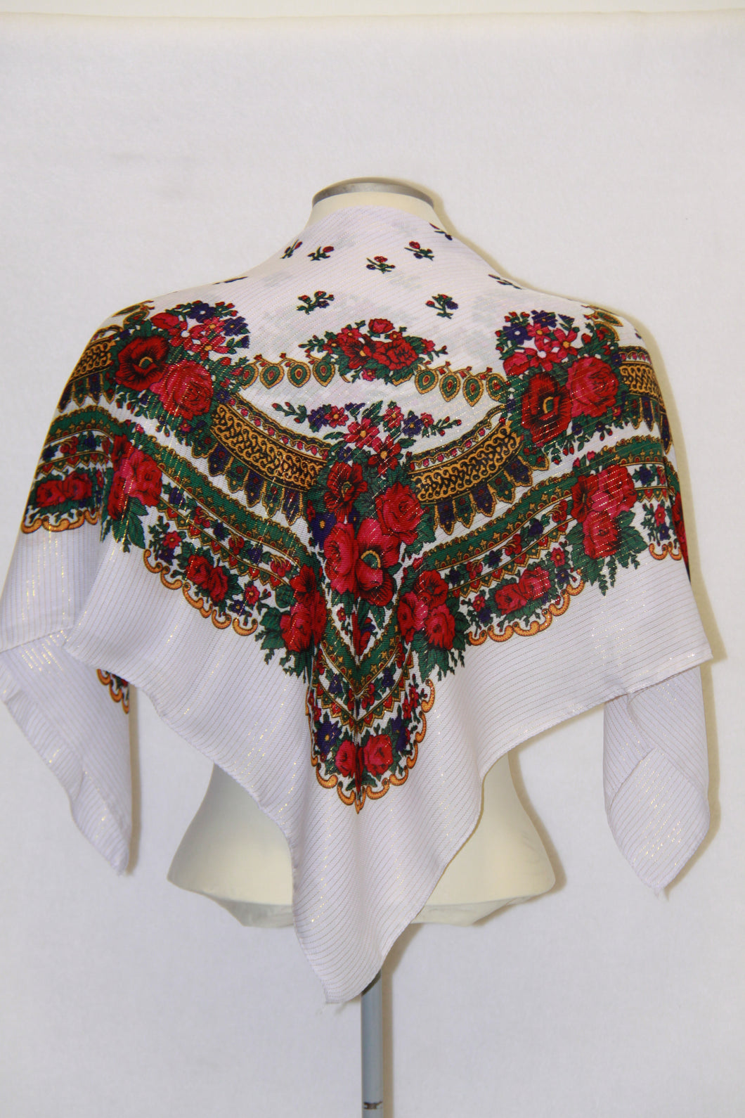 Ukrainian Traditional Gold Thread Hustka White
