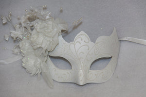 Masquerade Mask Flower White