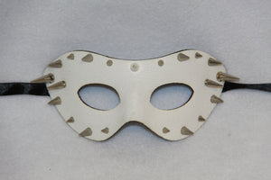 Masquerade Mask White Spike