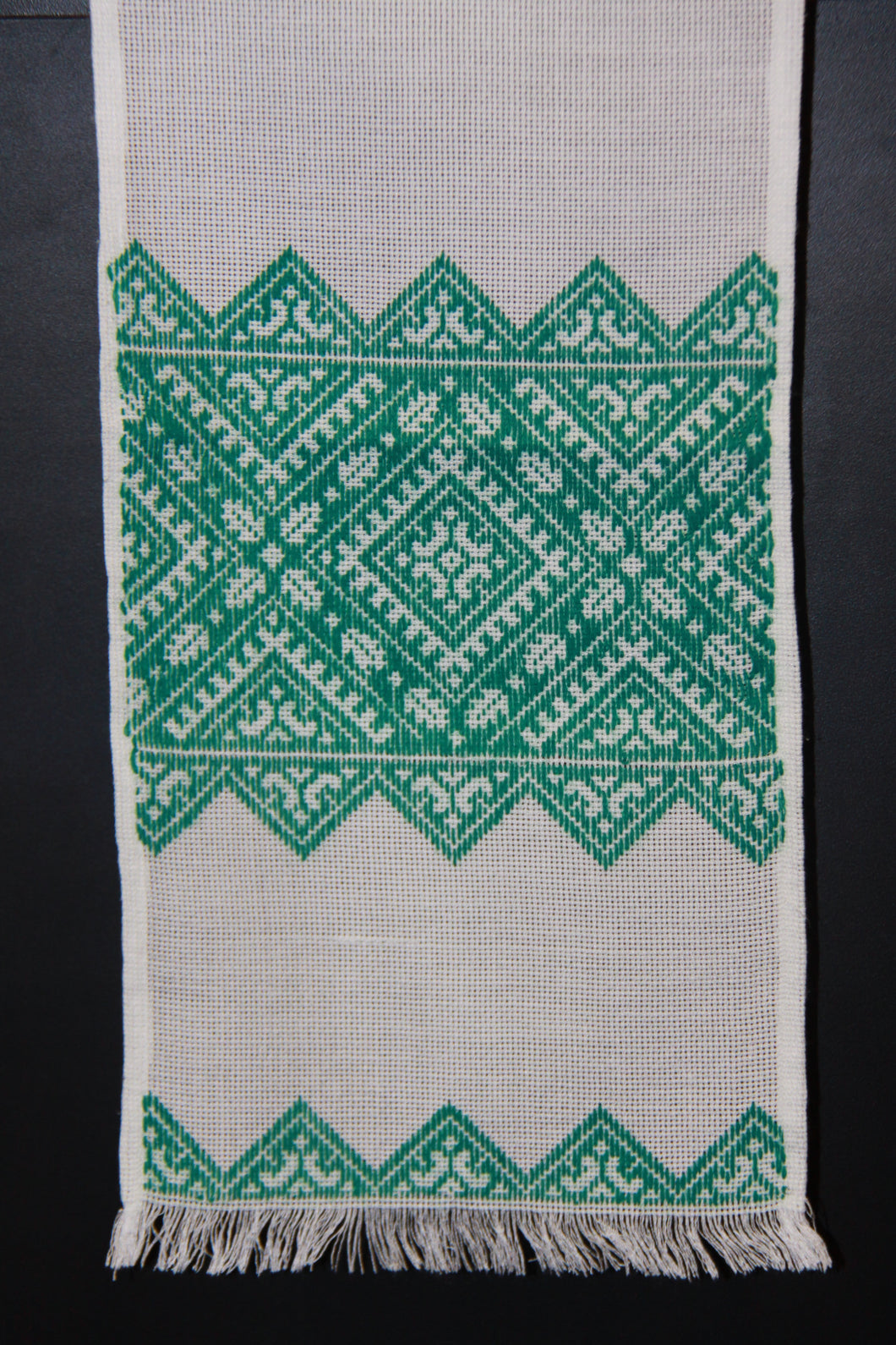 Embroidered Table Runner 8