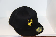 Load image into Gallery viewer, Ukrainian Tryzub Embroidered Flat Bill Cap