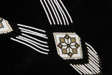 Load image into Gallery viewer, White &amp; Black Star Gerdan Necklace