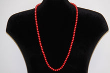 Load image into Gallery viewer, Red Glass Pearl Bead Necklace