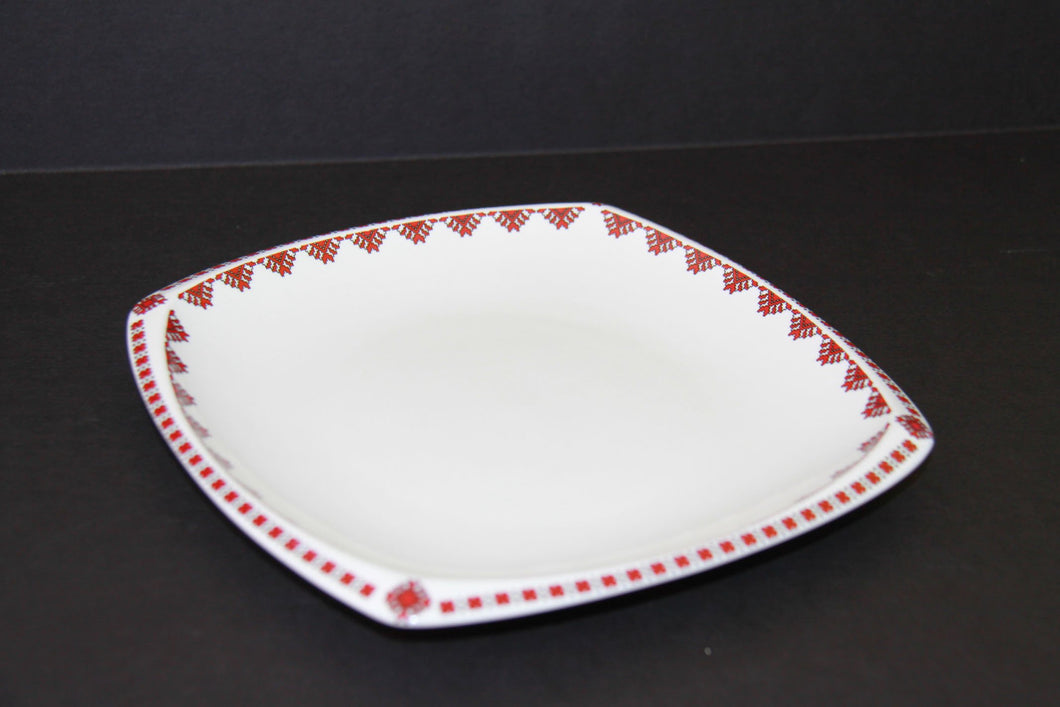 classic rounded square lunch plate